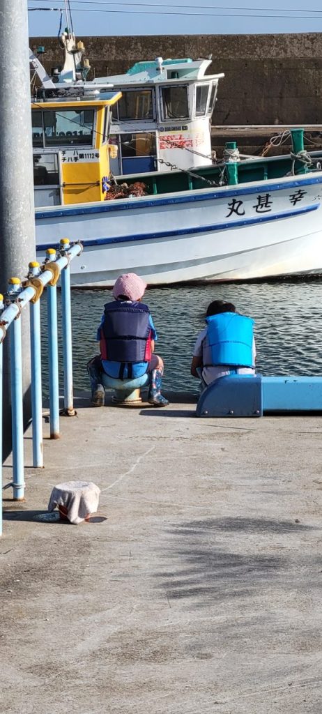 姉弟揃って釣り竿卸しハゼを狙う！たくさん釣ってから上げにしようね