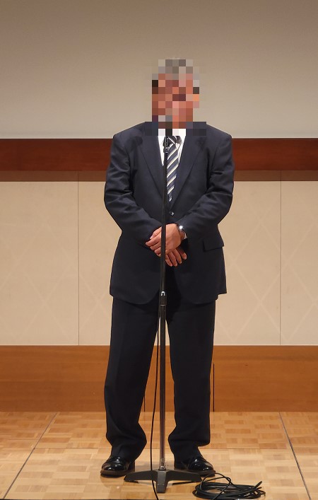 最後は青年部ＯＢ会副会長の締めのあいさつで卒業式も終了です